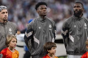 阿斯报：后腰中卫灵活切换，琼阿梅尼在阿隆索麾下成为后防核心