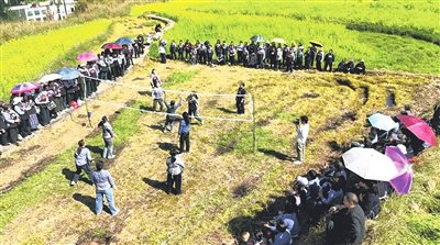 九游-气排球比赛走进乡村|拉欧村|黔南日报|戴友维|荔波县融媒体中心|黔南布依族苗族自治州_新浪体育_新浪新闻